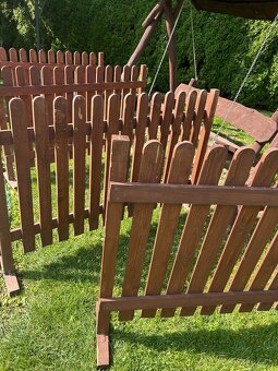 Predám drevené zábradlie 4ks - 2