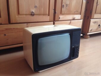 Retro televízor TESLA Merkur - 2