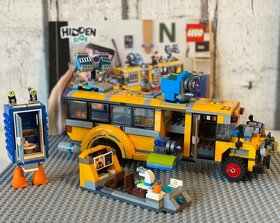 LEGO Hidden Side 70423 Paranormálny autobus 3000 - 2