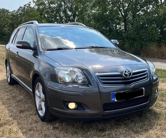 Toyota Avensis combi 2.2 D4D, r. v. 2007, 110kW - 2