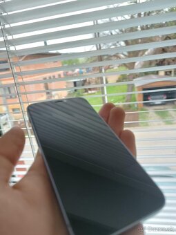 iPhone 11 64gb - 2