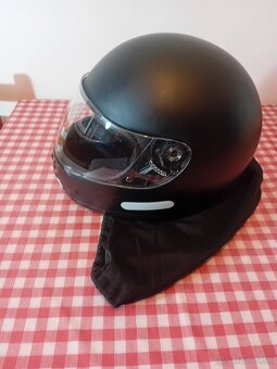 Predám prilbu na motocykel - 2