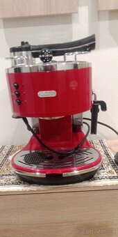 Pákový kávovar De Longhi ECO 311.R - 2