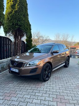 VOLVO xc60 2.4 AWD 151kW - 2
