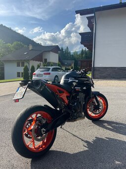 KTM 890 Duke GP - 2