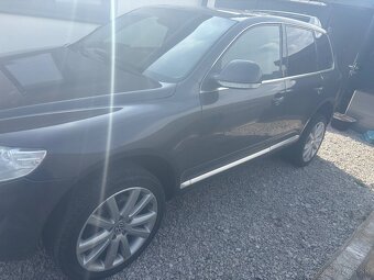 Volkswagen Touareg - 2