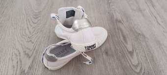 Tommy Hilfiger 36 - 2