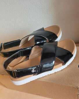 UGG sandale, velkost 35 - 2