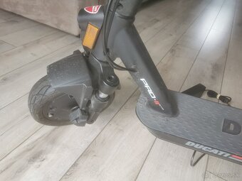 Elektricka TOP kolobezka Ducati Pro II evoa za 300€ - 2