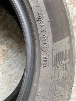 205/55R17 - 2