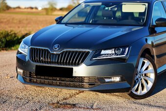 Superb Combi 2.0 TDI SCR Style DSG - 2