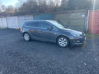 Opel Astra ST 1.6 Turbo 125Kw benzin - 2