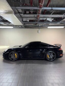 Porsche 911 Turbo S - 2