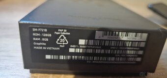 Samsung galaxi z flip 4 - 2