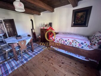 Útulná drevenička v tichej časti obce Komjatná - 2