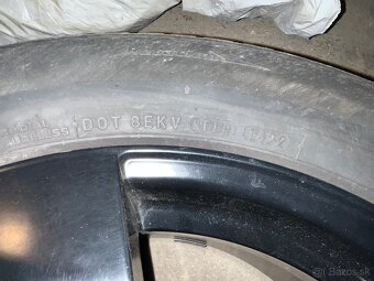 235/60 R18 Zimné pneumatiky Hyundai na alu diskoch - 2
