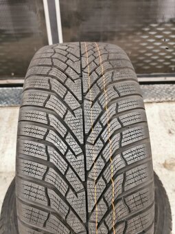 Kumho Winter zimné pneumatiky 225/45 R18 95V 2 ks - 2