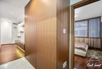 NA PREDAJ Výnimočný 2-izbový byt v Starom Meste - 2