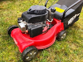 Predám benzínovú kosačku - 2