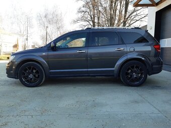 Fiat Freemont 2.0 16V MultiJet 4x4 A/T 7miest - 2