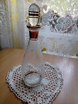 Predám sklenú karafu 2 ks - 2