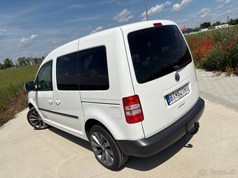 Volkswagen Caddy automat - 2
