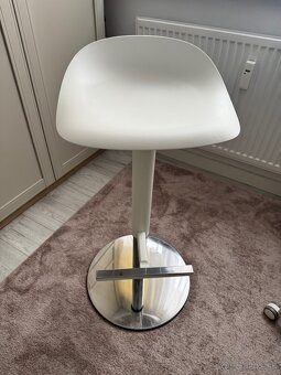 Barova stolicka ikea JANINGE, biela - 2