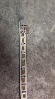 Samsung F4000 LED pás podsvietenia - 2