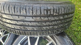 5x108 R16 205/60 - 2