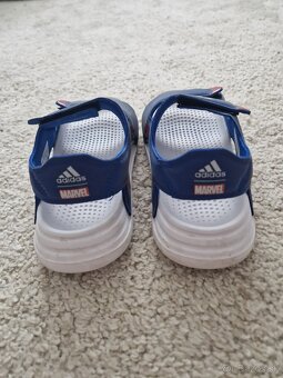 Sandále Adidas Altaswim Marvel Superhero v. 33 - 2
