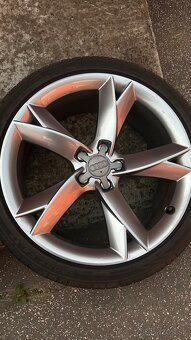 Original elektróny Audi R19 Y-spoke - 2