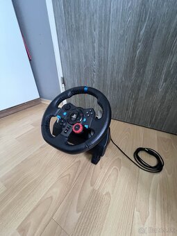 Predám Logitech G29 + riadiaca páka (dohoda možná) - 2