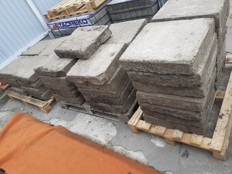 Betonove kocky 50x50x10 - 2