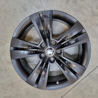 Hliníkové Škoda disky 5x112 R18 7J ET45 - 2