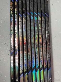 Hokejka CCM Ribcor Trigger9 Pro - 2