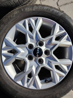Alu disky 5x114,3 R16 Kia - 2