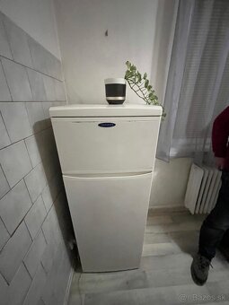 Predám starú chladničku - 2