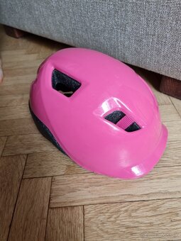 Dievčenská prilba - 2