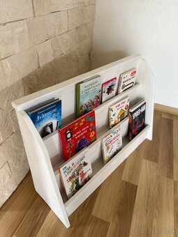 Knižnica Montessori - 2