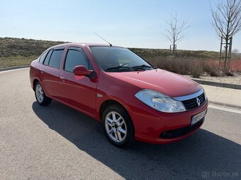 RENAULT THALIA 1.2 benzin 2011 - 2