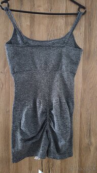 Nový push up overal 38-40 - 2