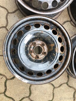 Predám plechové disky 4ks 5x100 R16 do Vw Seat - 2