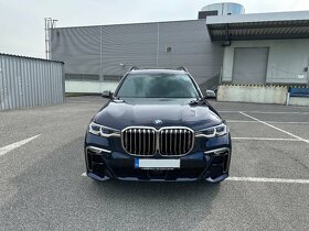 BMW X7 M50d, ZARUKA A SERVIS do 2025, 39000km - 2