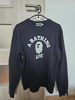 Originál Bape College crewneck - 2