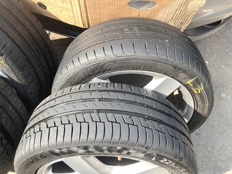 225/45R17 5x112  letne VW grup - 2