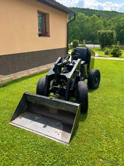 Traktor čelný nakladač - 2