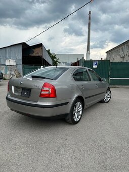 Škoda Octavia 2 Sedan 1.9 TDI BXE bez DPF Elegance - 2