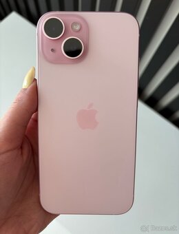 iPhone 15 pink - 2