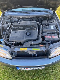 Volvo V40 - 2