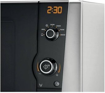 Predám mikrovlnnú rúru Electrolux EMS 21400 W - 2